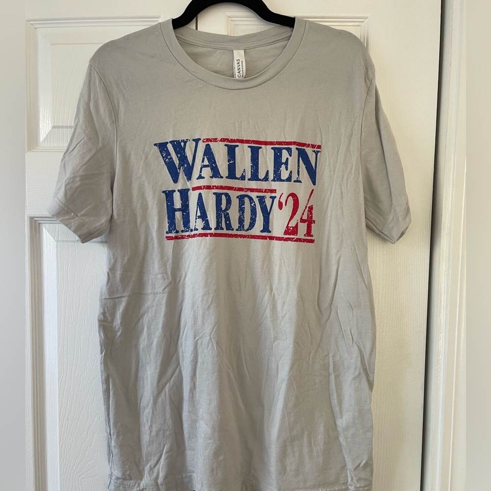 L gray Bella Canvas “Wallen Hardy ‘20” T-shirt
